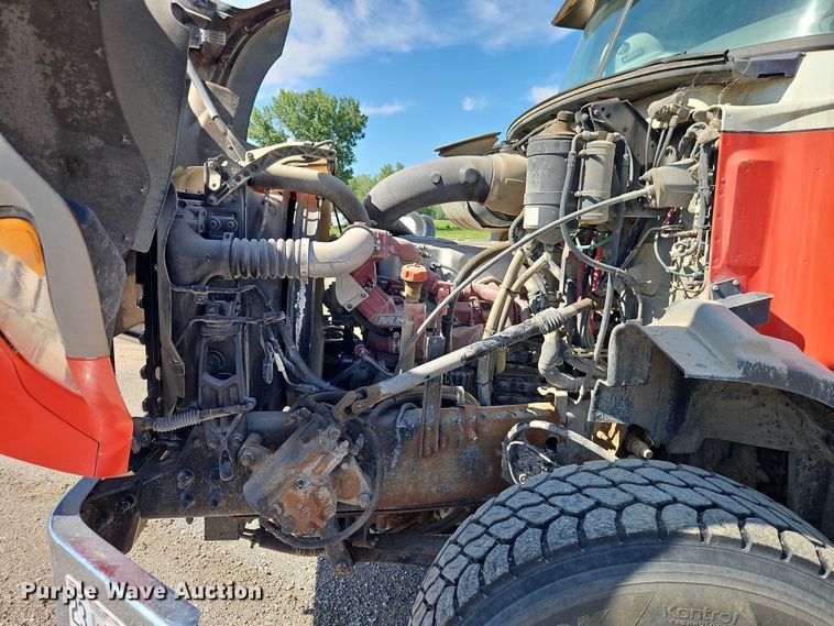 image for item EO4566 2015 Mack GU813 dump truck