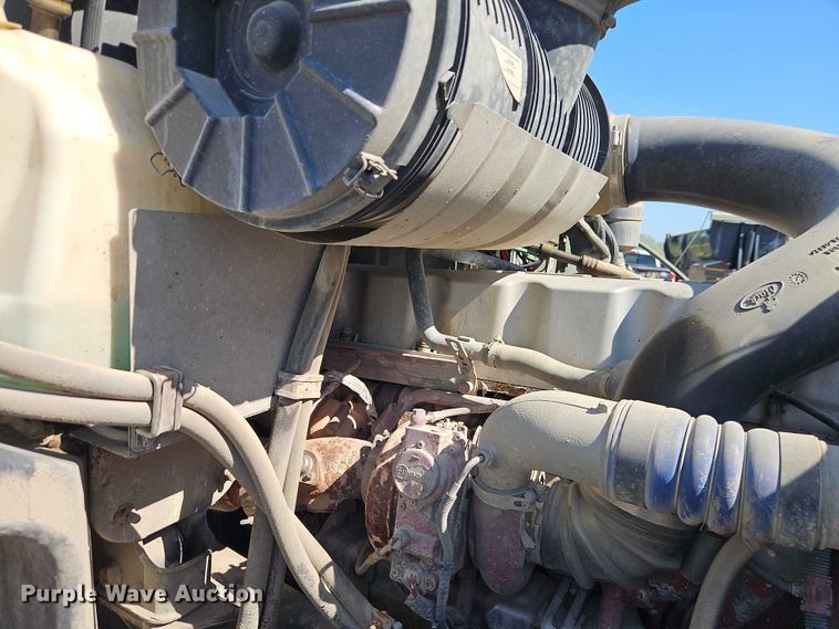 image for item EO4566 2015 Mack GU813 dump truck