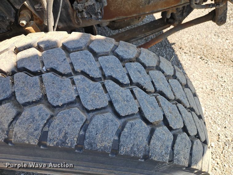 image for item EO4566 2015 Mack GU813 dump truck