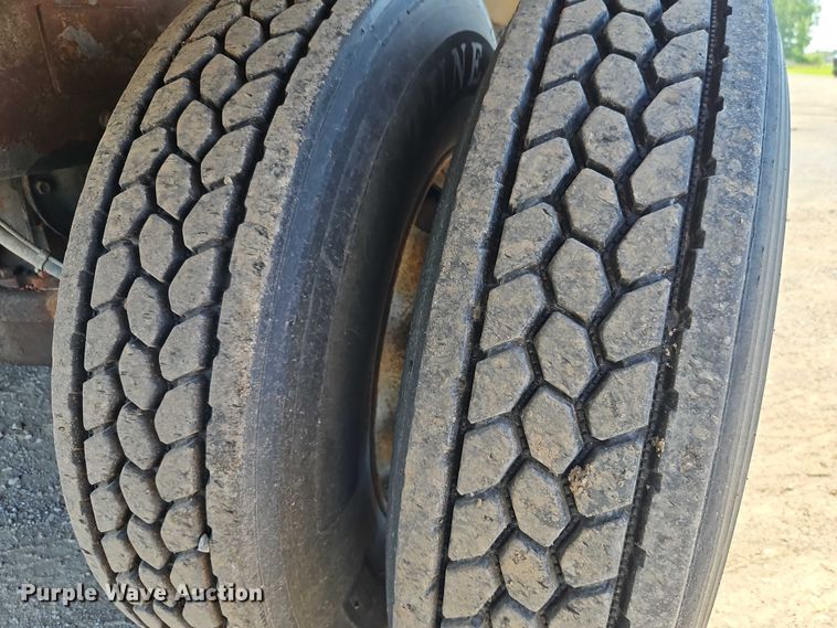 image for item EO4566 2015 Mack GU813 dump truck