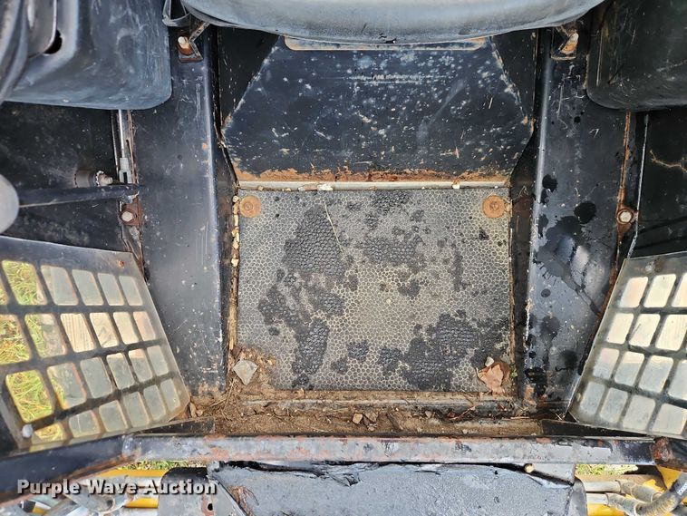 image for item EO4586 2008 ASV PT-30 tracked skid steer loader