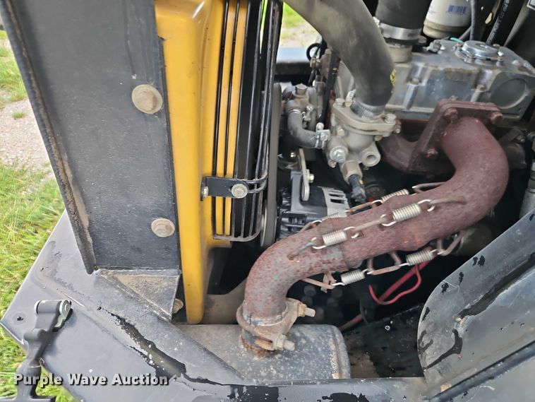 image for item EO4586 2008 ASV PT-30 tracked skid steer loader