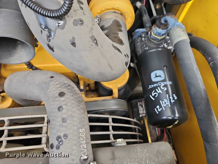 image for item EO4588 2005 John Deere 320 skid steer loader