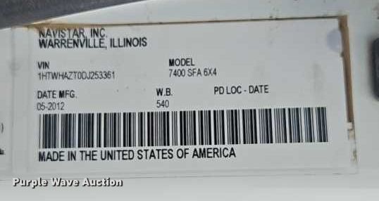 image for item EO4591 2013 International 7400 hook lift truck