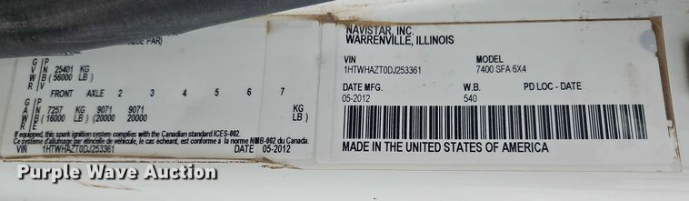 image for item EO4591 2013 International 7400 hook lift truck