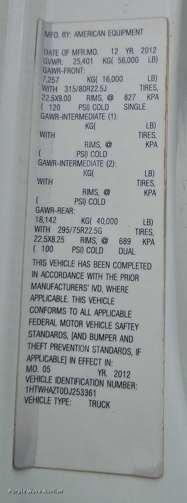 image for item EO4591 2013 International 7400 hook lift truck