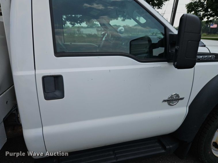 image for item EO4607 2012 Ford F550 bucket truck