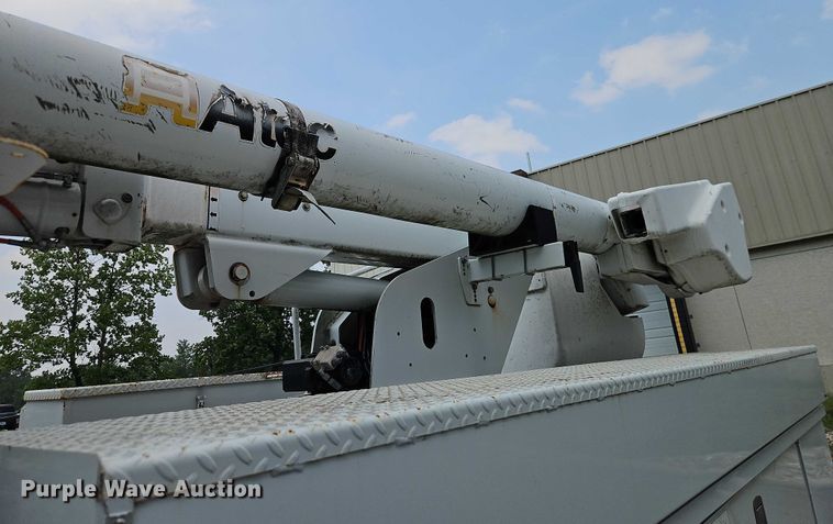 image for item EO4607 2012 Ford F550 bucket truck