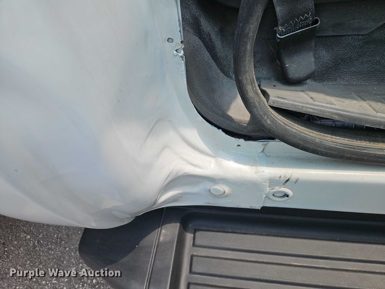 image for item EO4607 2012 Ford F550 bucket truck