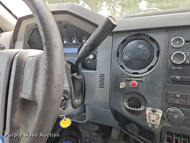 image for item EO4607 2012 Ford F550 bucket truck