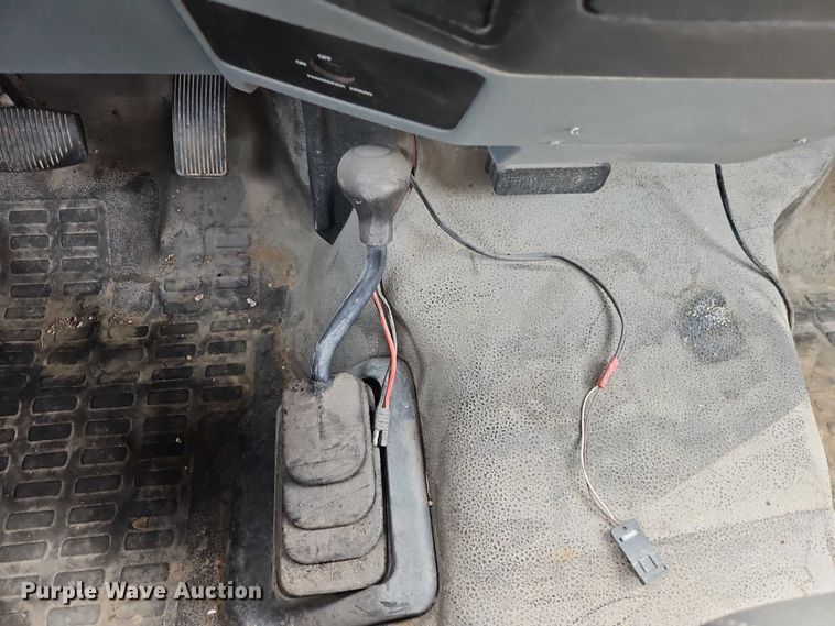 image for item EO4607 2012 Ford F550 bucket truck