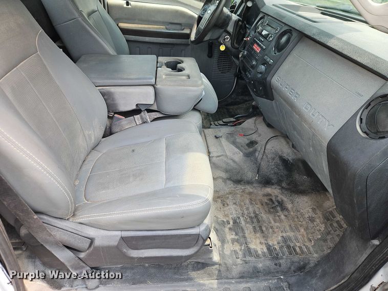 image for item EO4607 2012 Ford F550 bucket truck