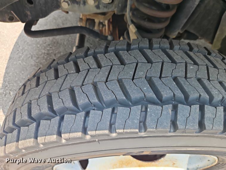 image for item EO4607 2012 Ford F550 bucket truck