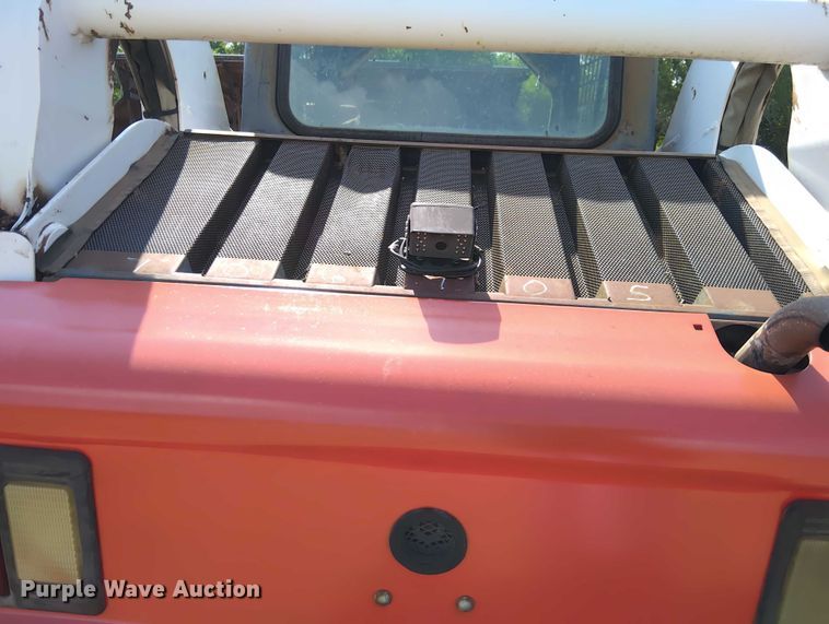 image for item EQ1407 2003 Bobcat S185 skid steer loader