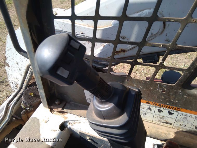 image for item EQ1407 2003 Bobcat S185 skid steer loader