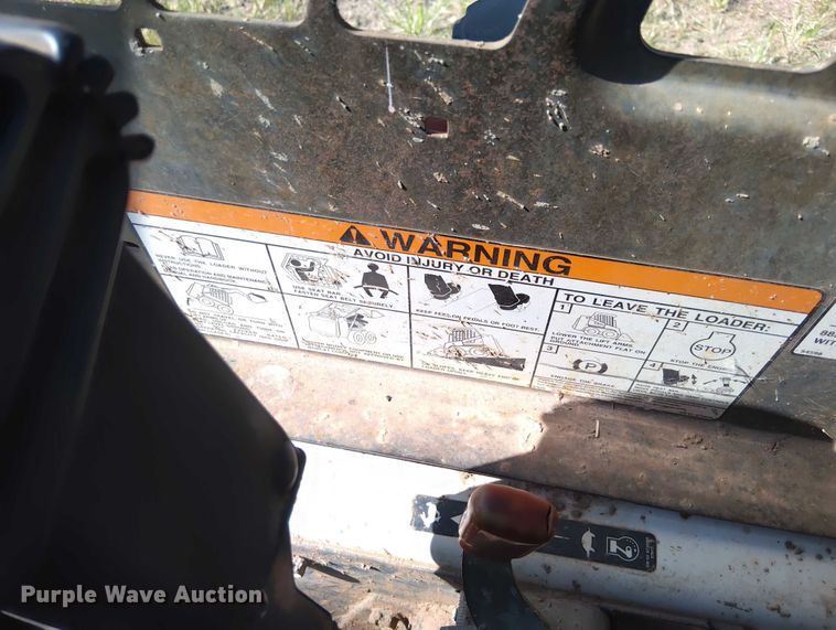 image for item EQ1407 2003 Bobcat S185 skid steer loader