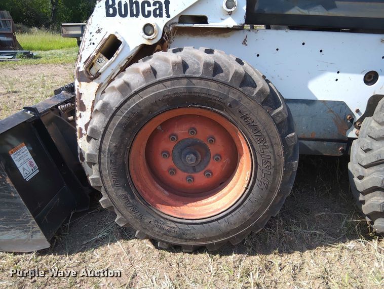 image for item EQ1407 2003 Bobcat S185 skid steer loader