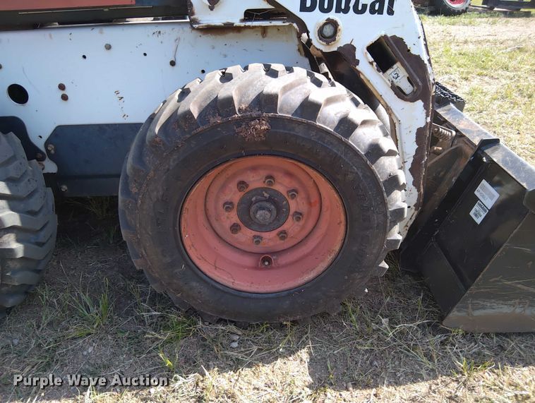 image for item EQ1407 2003 Bobcat S185 skid steer loader