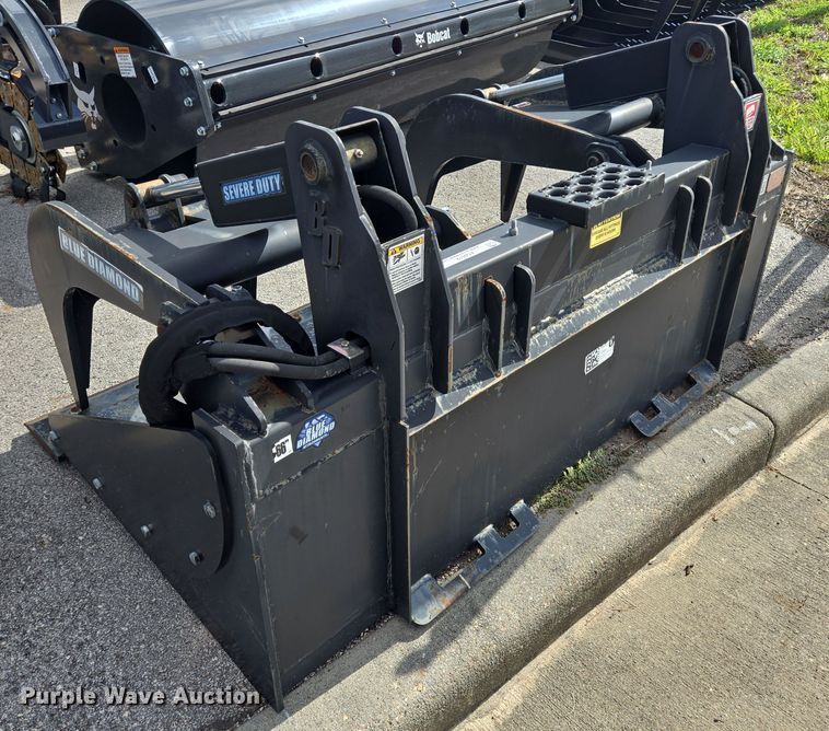 image for item EQ2612 Blue Diamond 106444 skid steer grapple bucket