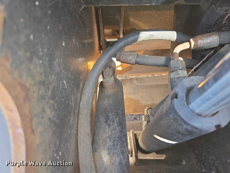 image for item EQ2615 Caterpillar HM208 Mulcher 