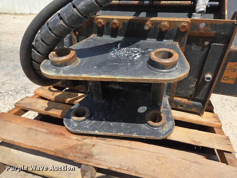 image for item EQ2615 Caterpillar HM208 Mulcher 