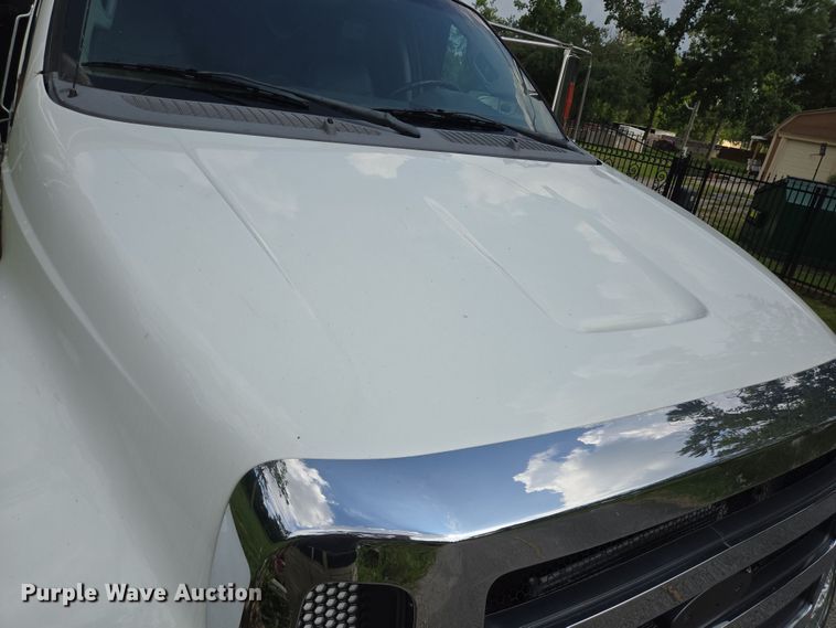 image for item EQ2629 2015 Ford F750 dump truck