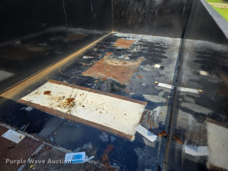 image for item EQ2629 2015 Ford F750 dump truck