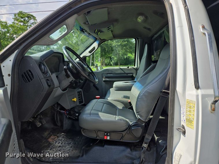 image for item EQ2629 2015 Ford F750 dump truck