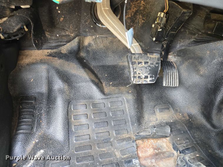 image for item EQ2629 2015 Ford F750 dump truck