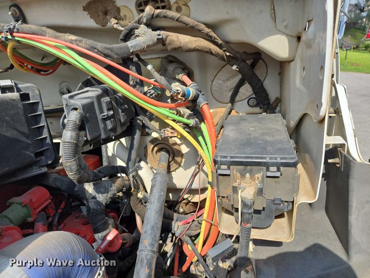 image for item EQ2629 2015 Ford F750 dump truck