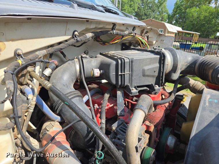 image for item EQ2629 2015 Ford F750 dump truck