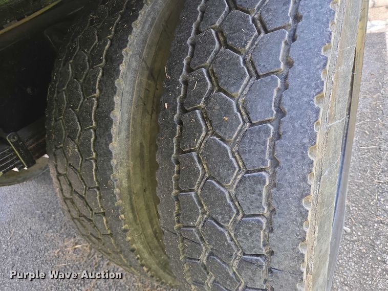 image for item EQ2629 2015 Ford F750 dump truck