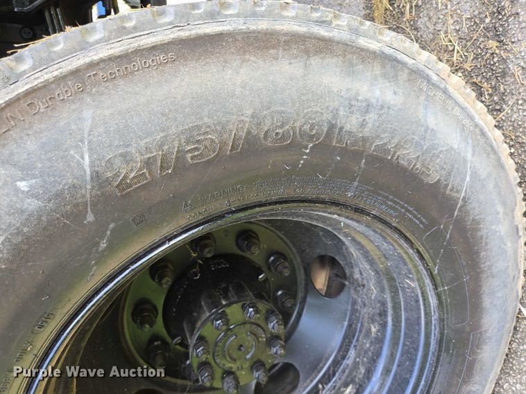 image for item EQ2629 2015 Ford F750 dump truck