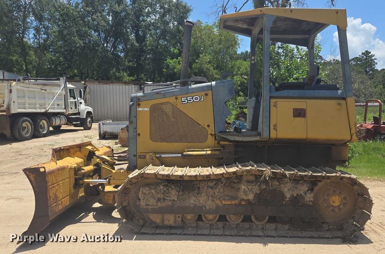 image for item EQ4086 John Deere 550J dozer