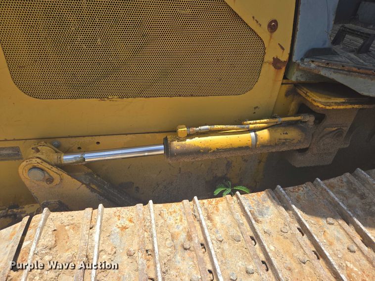 image for item EQ4086 John Deere 550J dozer