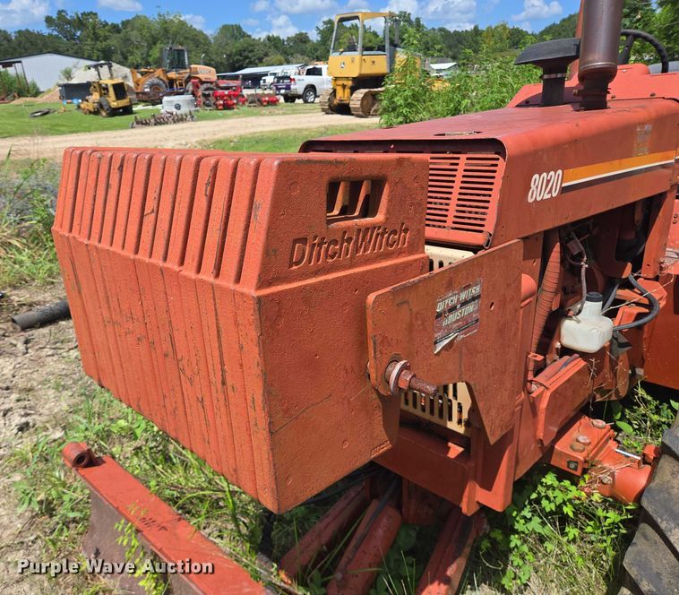 image for item EQ4087 1999 Ditch Witch 8020JD trencher