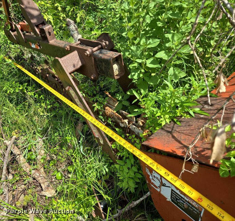 image for item EQ4087 1999 Ditch Witch 8020JD trencher