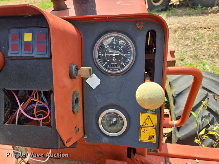 image for item EQ4087 1999 Ditch Witch 8020JD trencher