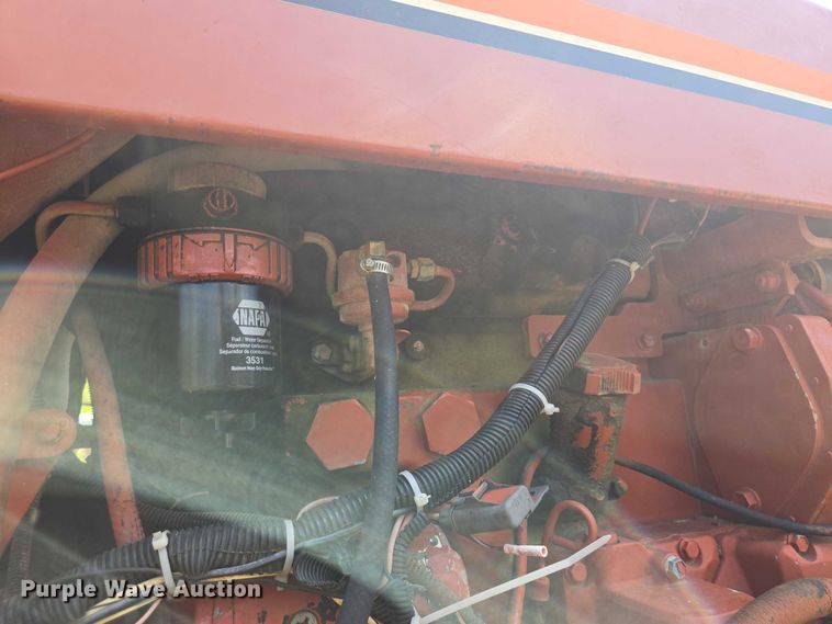 image for item EQ4087 1999 Ditch Witch 8020JD trencher