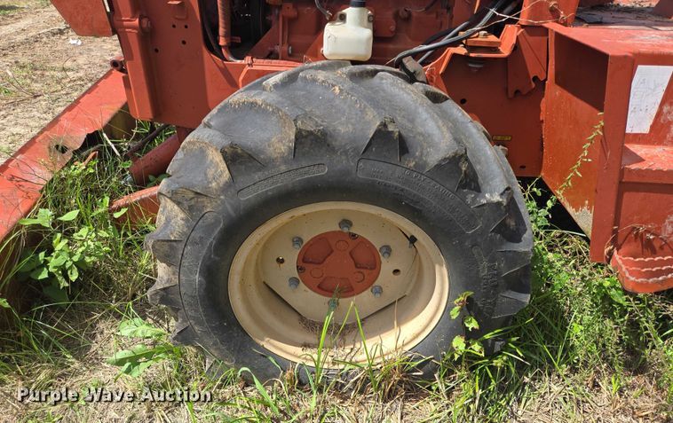 image for item EQ4087 1999 Ditch Witch 8020JD trencher