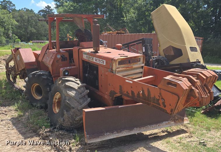 image for item EQ4088 Ditch Witch trencher