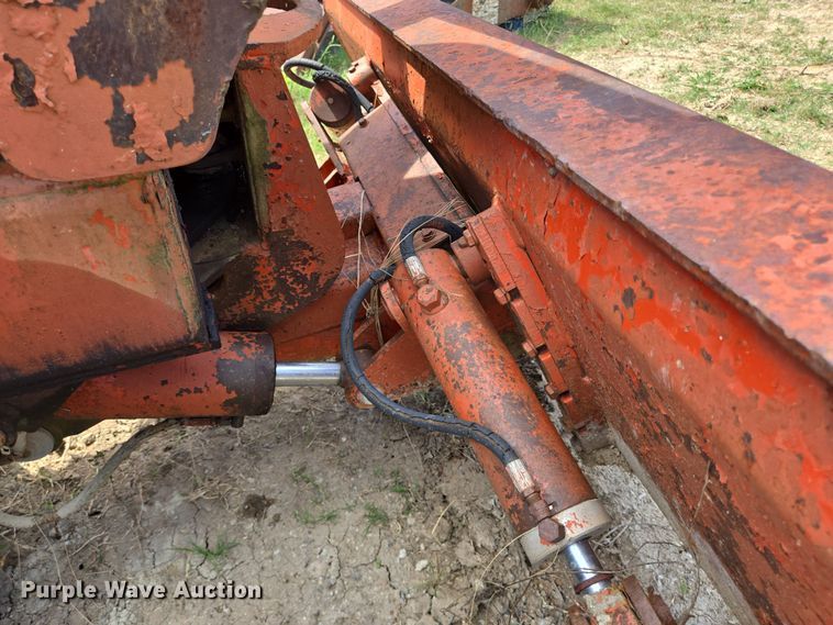 image for item EQ4088 Ditch Witch trencher