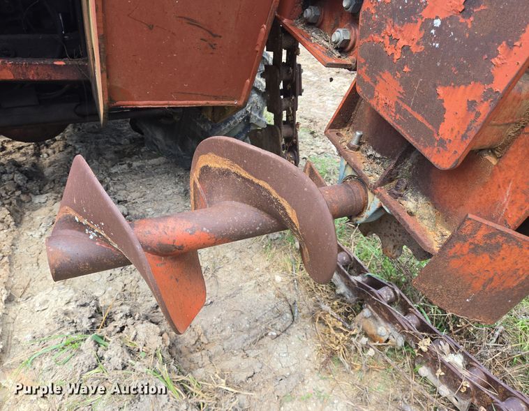image for item EQ4088 Ditch Witch trencher