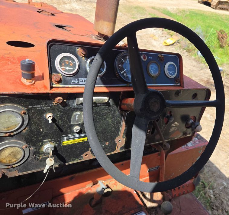 image for item EQ4088 Ditch Witch trencher