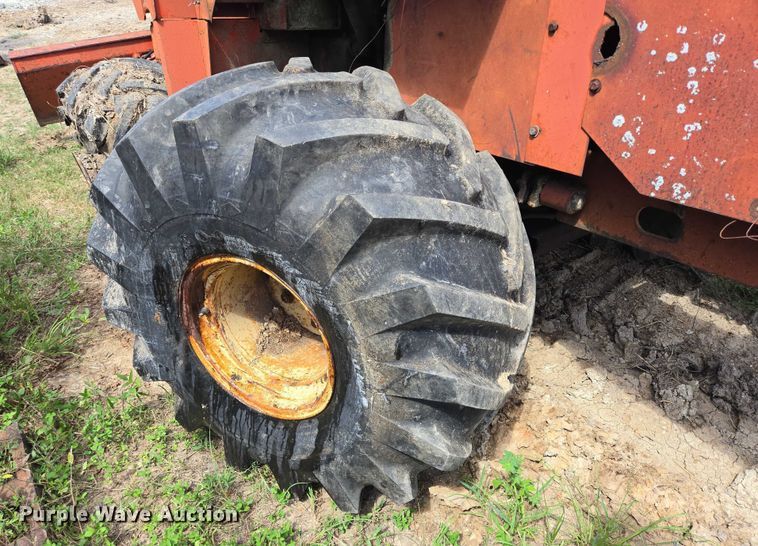 image for item EQ4088 Ditch Witch trencher