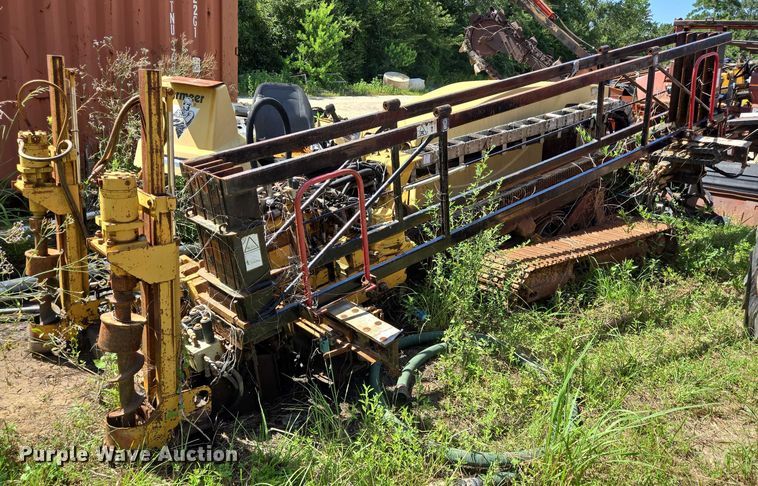 image for item EQ4089 2000 Vermeer D33x44 directional boring unit