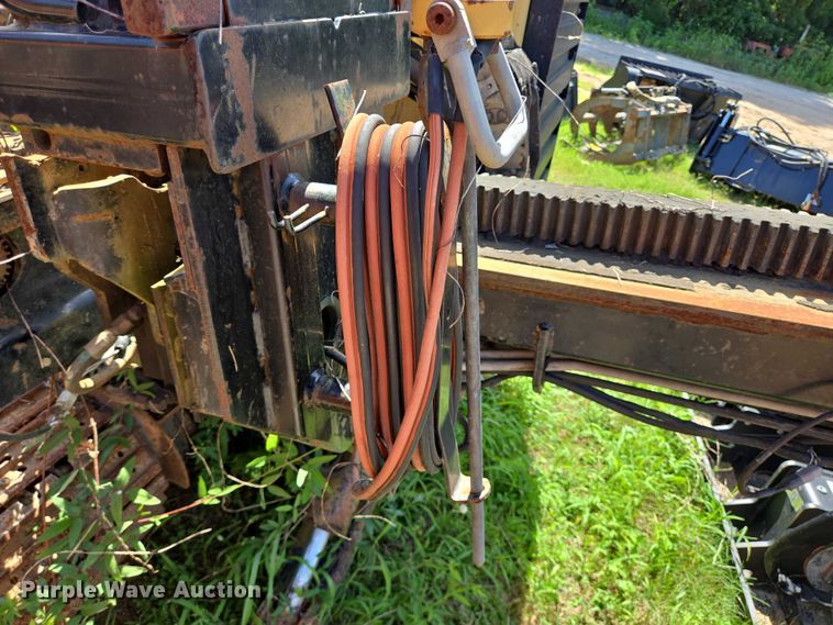 image for item EQ4089 2000 Vermeer D33x44 directional boring unit