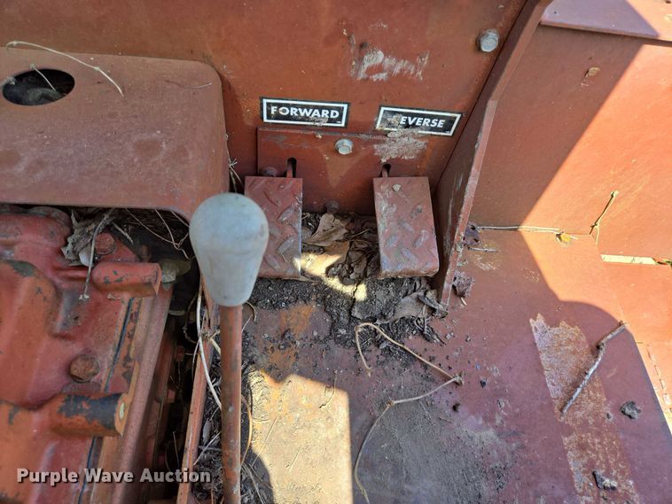 image for item EQ4090 Ditch Witch R100 trencher