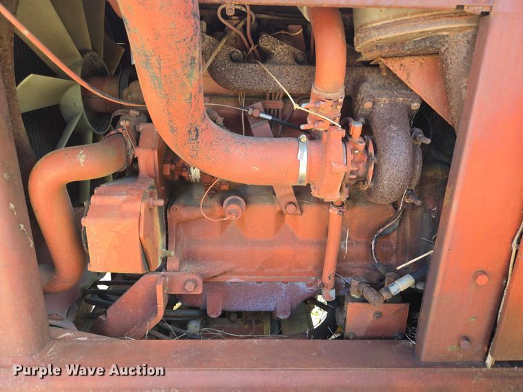 image for item EQ4090 Ditch Witch R100 trencher