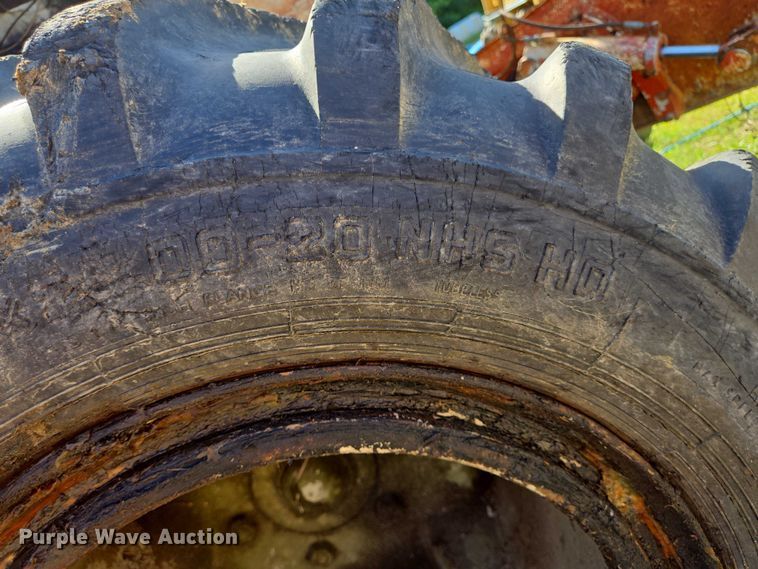 image for item EQ4092 Ditch Witch R100 trencher